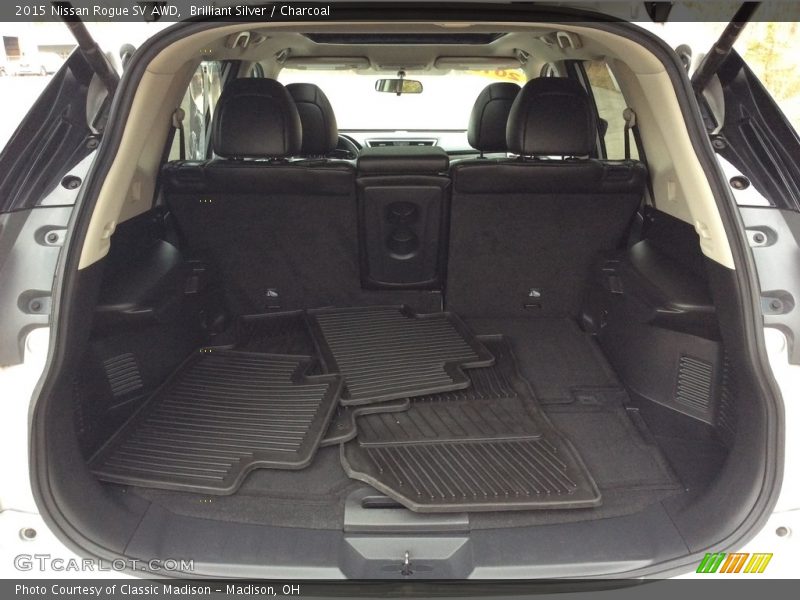 Brilliant Silver / Charcoal 2015 Nissan Rogue SV AWD