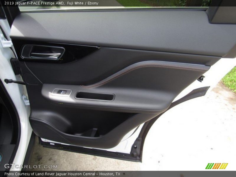 Fuji White / Ebony 2019 Jaguar F-PACE Prestige AWD