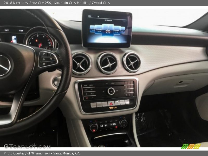 Mountain Grey Metallic / Crystal Grey 2018 Mercedes-Benz GLA 250