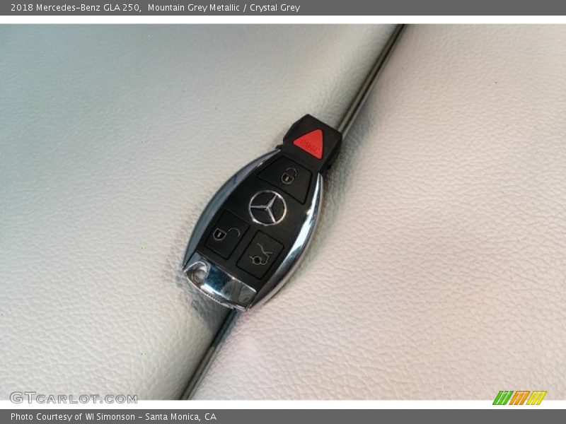 Mountain Grey Metallic / Crystal Grey 2018 Mercedes-Benz GLA 250