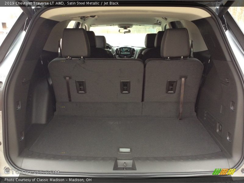  2019 Traverse LT AWD Trunk