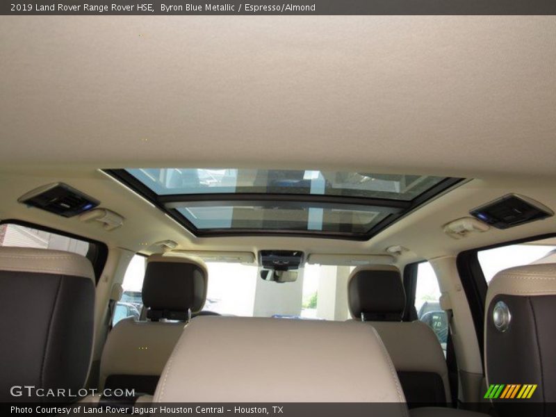Byron Blue Metallic / Espresso/Almond 2019 Land Rover Range Rover HSE