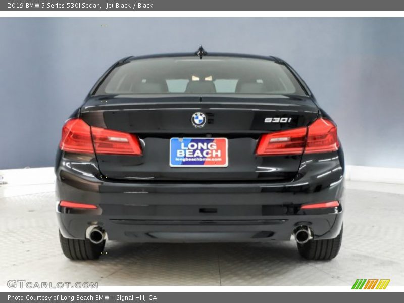 Jet Black / Black 2019 BMW 5 Series 530i Sedan