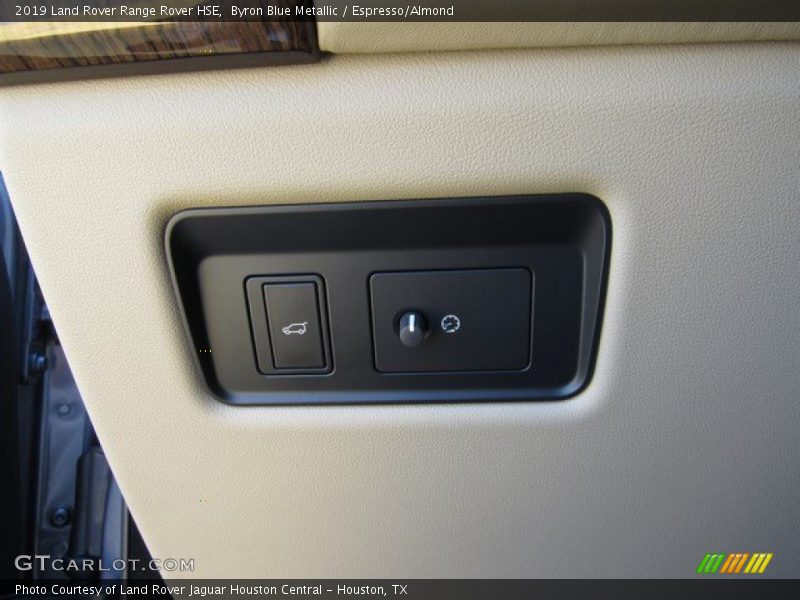 Byron Blue Metallic / Espresso/Almond 2019 Land Rover Range Rover HSE