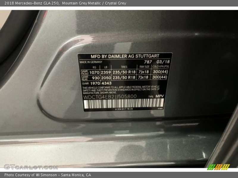 Mountain Grey Metallic / Crystal Grey 2018 Mercedes-Benz GLA 250