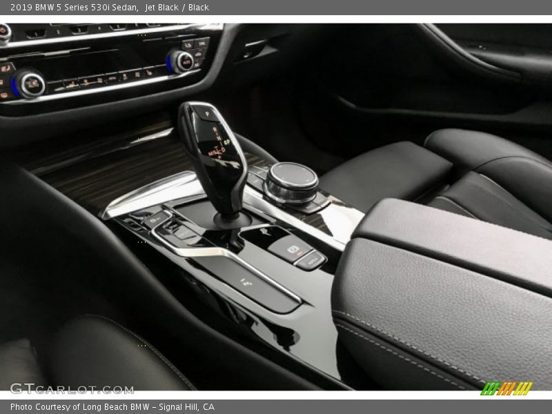 Jet Black / Black 2019 BMW 5 Series 530i Sedan
