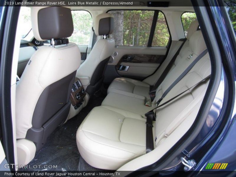 Loire Blue Metallic / Espresso/Almond 2019 Land Rover Range Rover HSE
