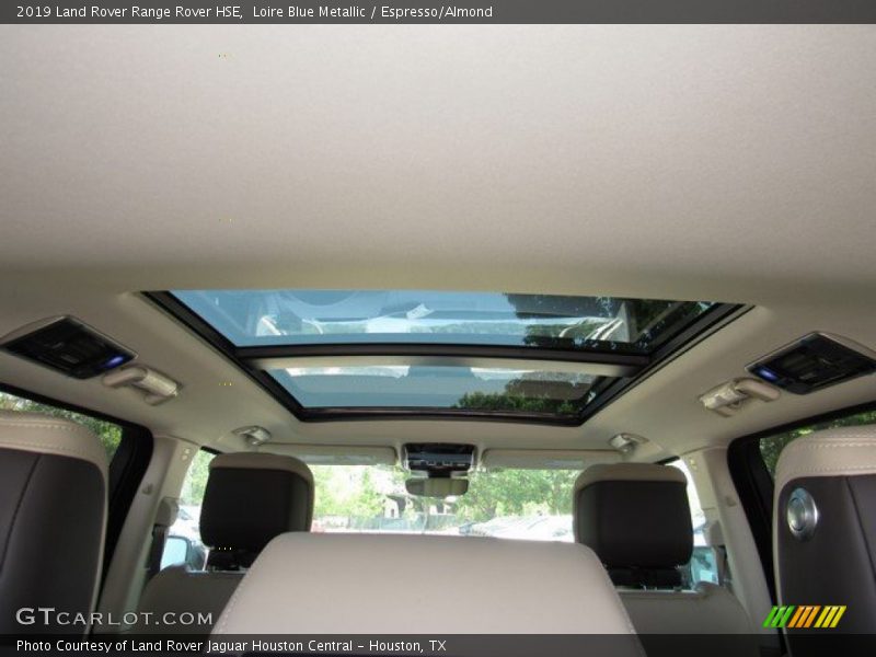 Loire Blue Metallic / Espresso/Almond 2019 Land Rover Range Rover HSE