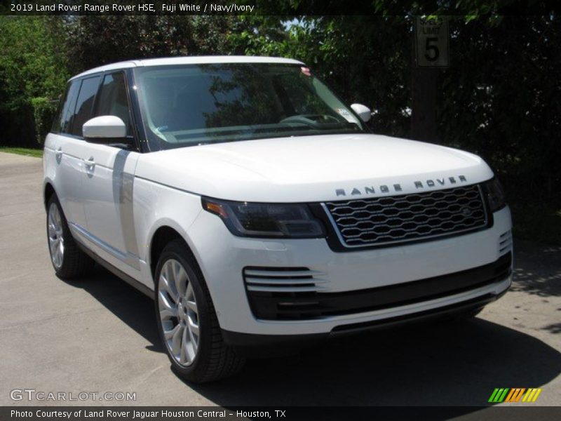 Fuji White / Navy/Ivory 2019 Land Rover Range Rover HSE