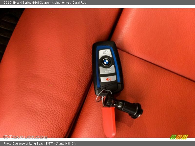 Alpine White / Coral Red 2019 BMW 4 Series 440i Coupe