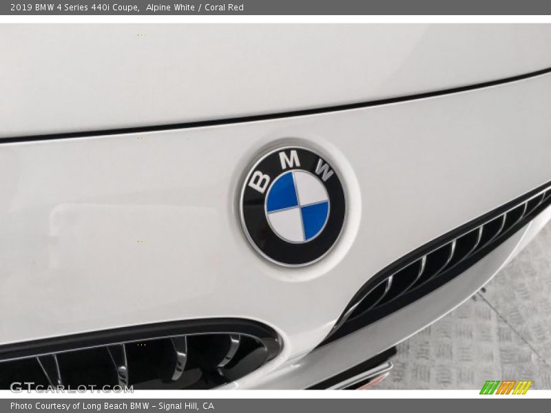 Alpine White / Coral Red 2019 BMW 4 Series 440i Coupe