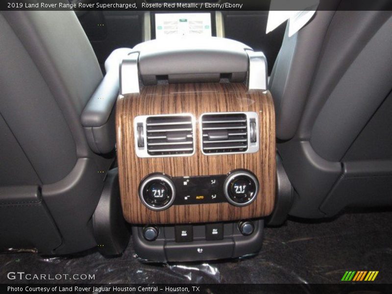 Controls of 2019 Range Rover Supercharged