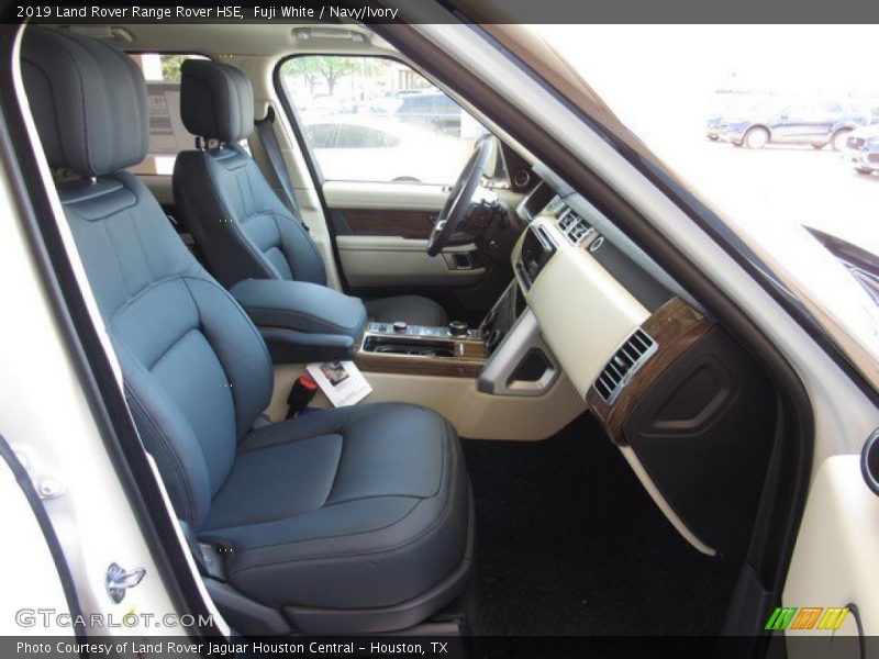 Front Seat of 2019 Range Rover HSE