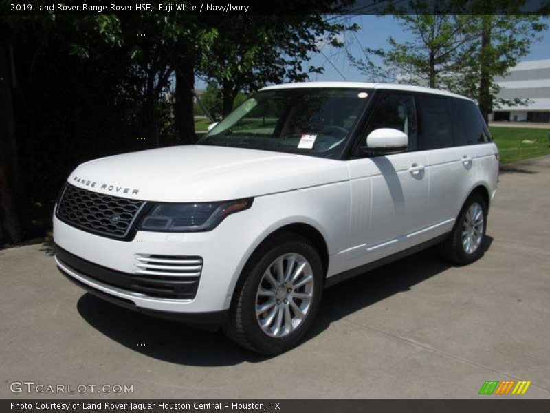 Fuji White / Navy/Ivory 2019 Land Rover Range Rover HSE