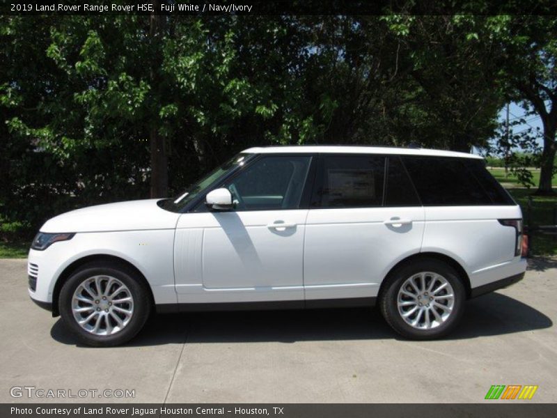 Fuji White / Navy/Ivory 2019 Land Rover Range Rover HSE