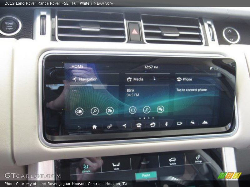 Fuji White / Navy/Ivory 2019 Land Rover Range Rover HSE