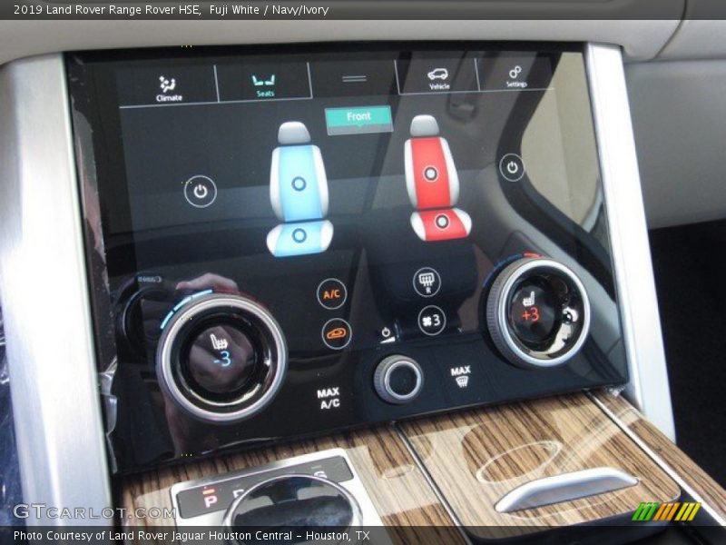 Fuji White / Navy/Ivory 2019 Land Rover Range Rover HSE