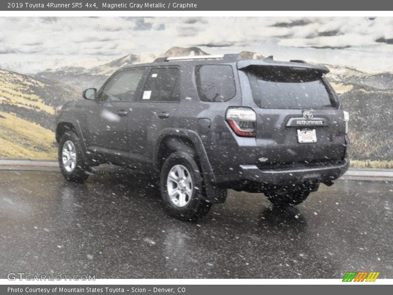 Magnetic Gray Metallic / Graphite 2019 Toyota 4Runner SR5 4x4