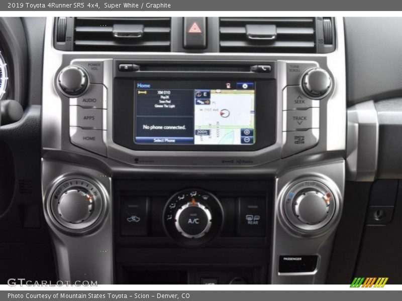 Super White / Graphite 2019 Toyota 4Runner SR5 4x4