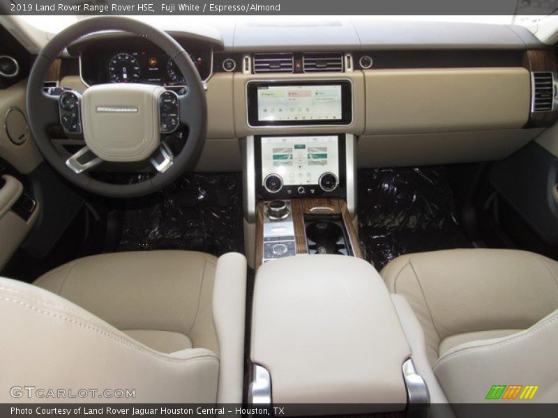 Fuji White / Espresso/Almond 2019 Land Rover Range Rover HSE