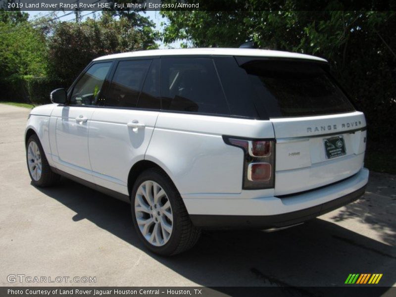 Fuji White / Espresso/Almond 2019 Land Rover Range Rover HSE
