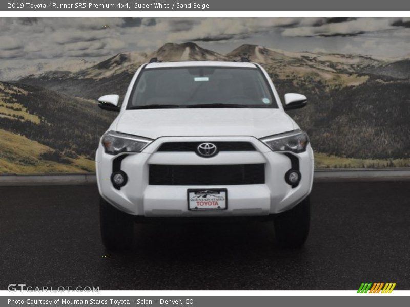 Super White / Sand Beige 2019 Toyota 4Runner SR5 Premium 4x4