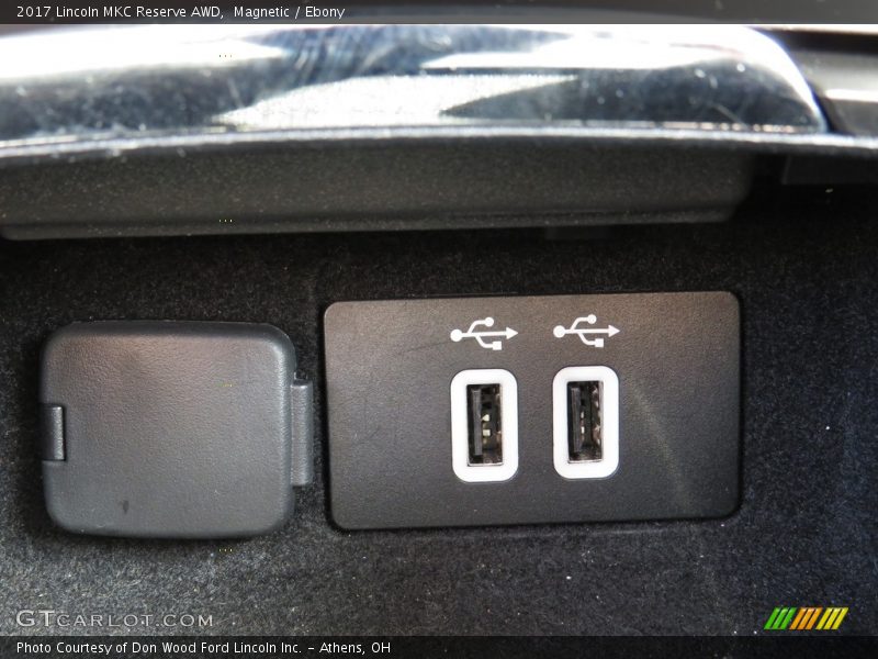 Magnetic / Ebony 2017 Lincoln MKC Reserve AWD