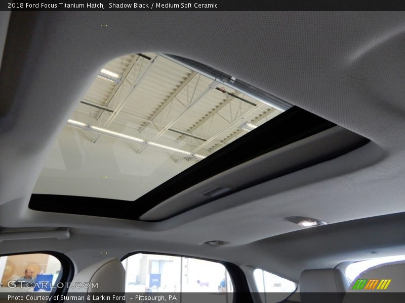 Shadow Black / Medium Soft Ceramic 2018 Ford Focus Titanium Hatch