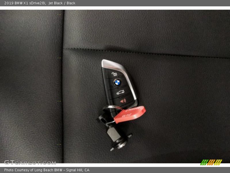 Jet Black / Black 2019 BMW X1 sDrive28i