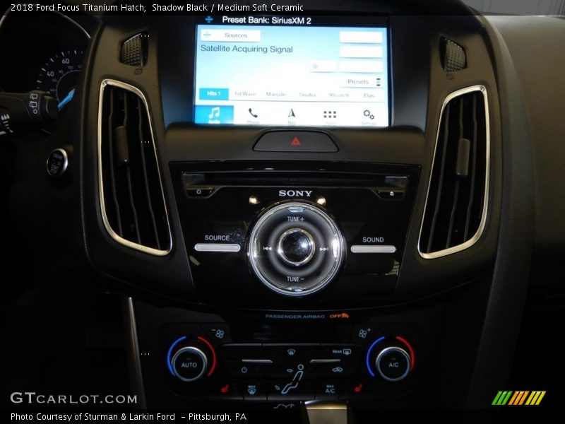Shadow Black / Medium Soft Ceramic 2018 Ford Focus Titanium Hatch