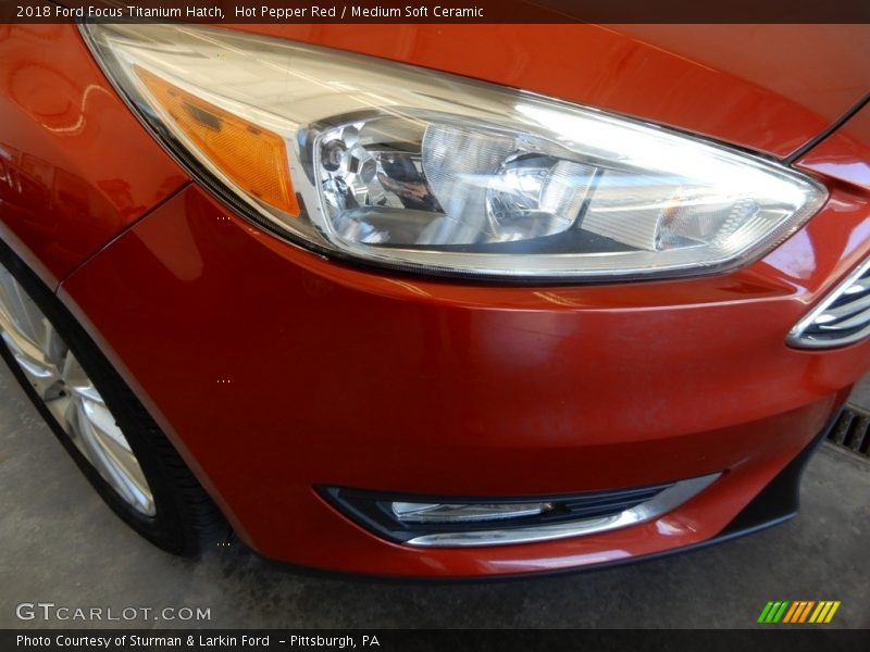 Hot Pepper Red / Medium Soft Ceramic 2018 Ford Focus Titanium Hatch