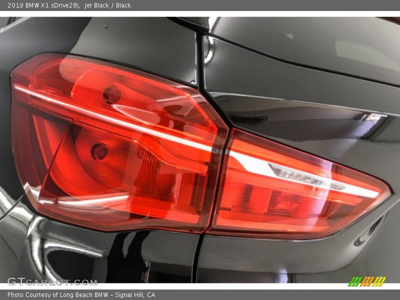 Jet Black / Black 2019 BMW X1 sDrive28i