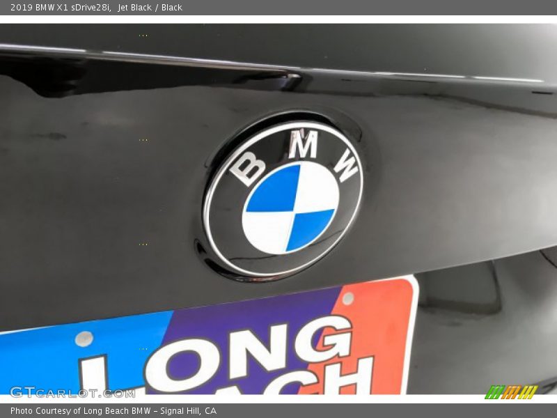 Jet Black / Black 2019 BMW X1 sDrive28i