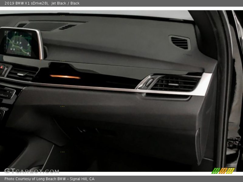 Jet Black / Black 2019 BMW X1 sDrive28i