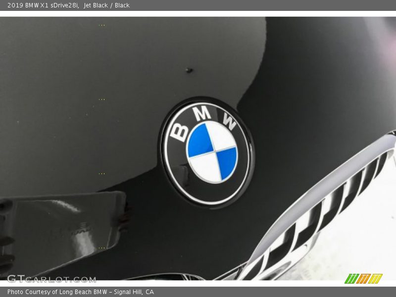 Jet Black / Black 2019 BMW X1 sDrive28i