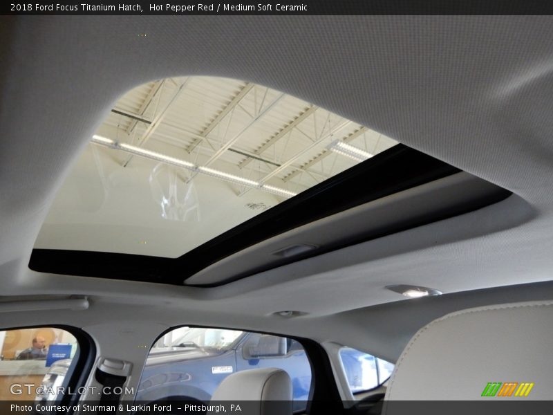 Hot Pepper Red / Medium Soft Ceramic 2018 Ford Focus Titanium Hatch