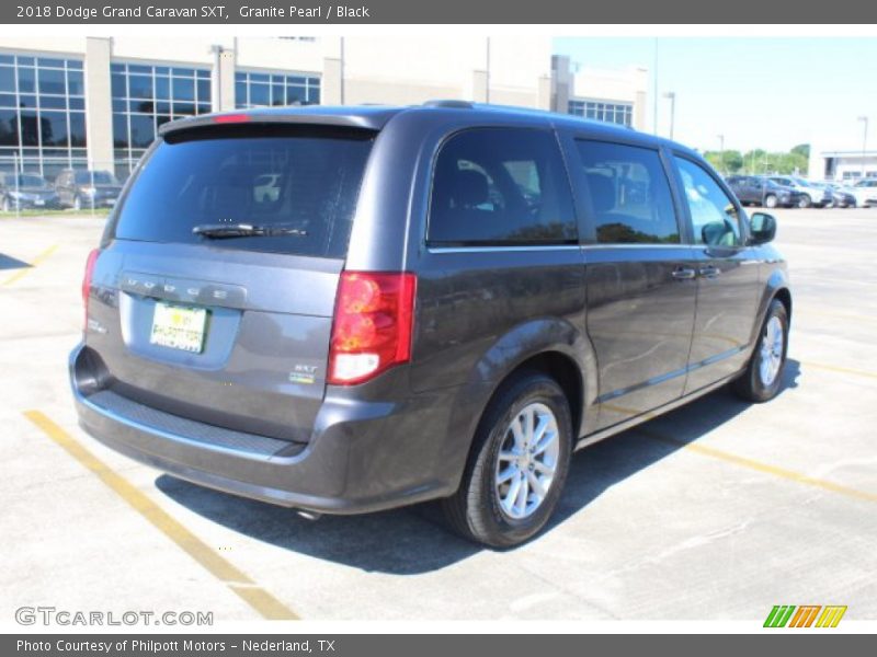 Granite Pearl / Black 2018 Dodge Grand Caravan SXT