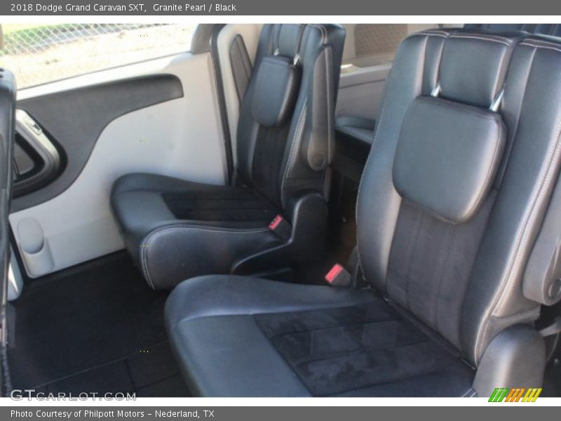 Granite Pearl / Black 2018 Dodge Grand Caravan SXT