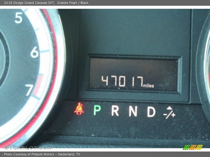 Granite Pearl / Black 2018 Dodge Grand Caravan SXT