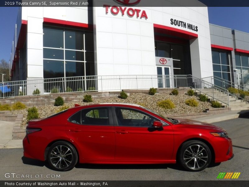 Supersonic Red / Ash 2019 Toyota Camry SE