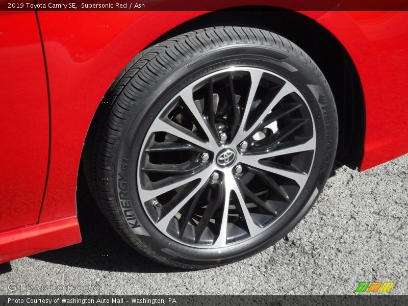 Supersonic Red / Ash 2019 Toyota Camry SE
