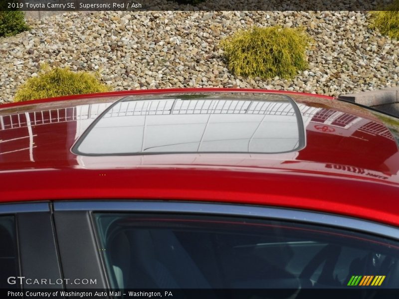 Supersonic Red / Ash 2019 Toyota Camry SE
