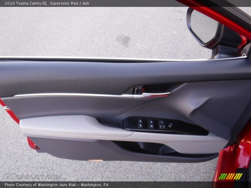Supersonic Red / Ash 2019 Toyota Camry SE