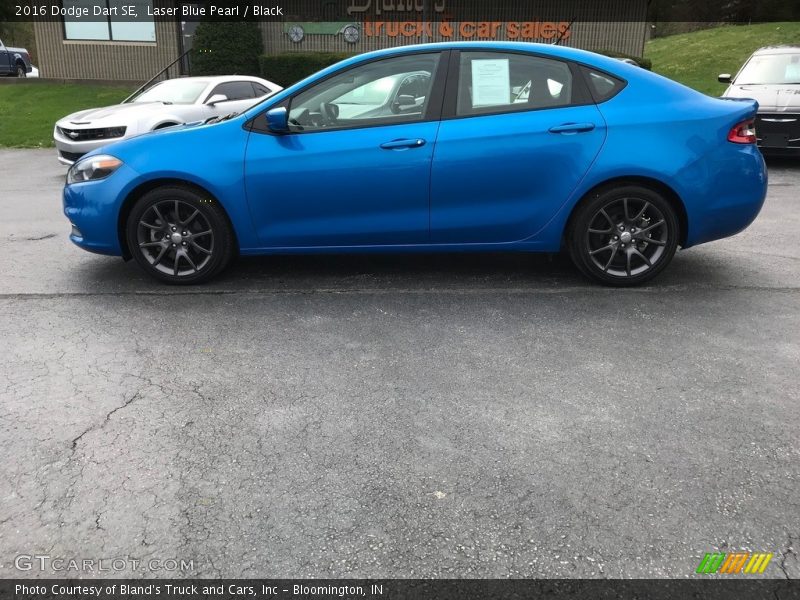 Laser Blue Pearl / Black 2016 Dodge Dart SE