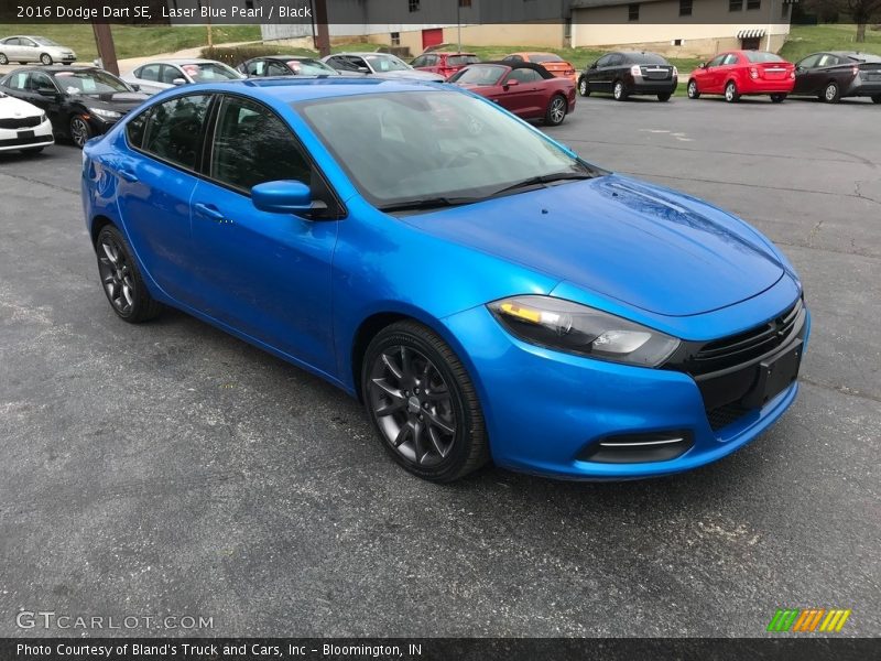 Laser Blue Pearl / Black 2016 Dodge Dart SE