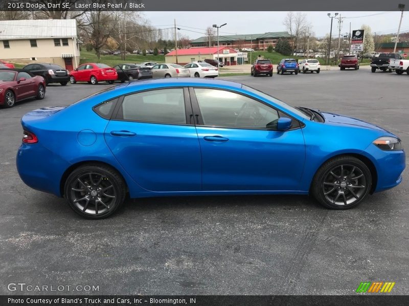 Laser Blue Pearl / Black 2016 Dodge Dart SE