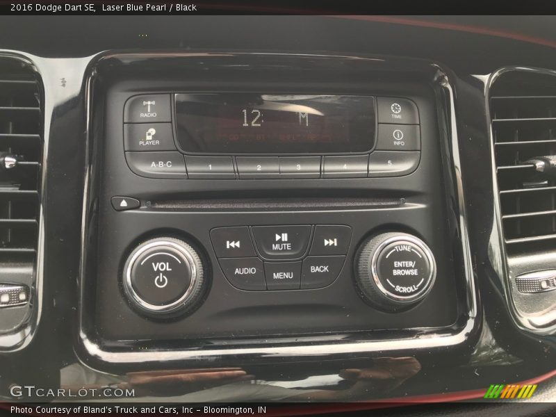 Laser Blue Pearl / Black 2016 Dodge Dart SE