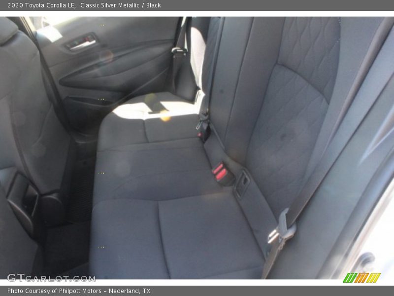 Classic Silver Metallic / Black 2020 Toyota Corolla LE