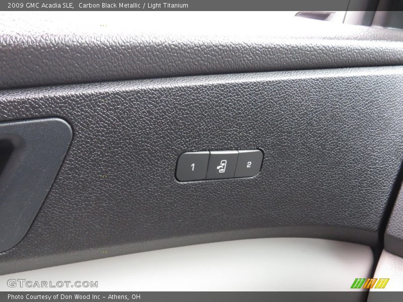 Carbon Black Metallic / Light Titanium 2009 GMC Acadia SLE