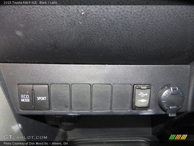 Black / Latte 2015 Toyota RAV4 XLE